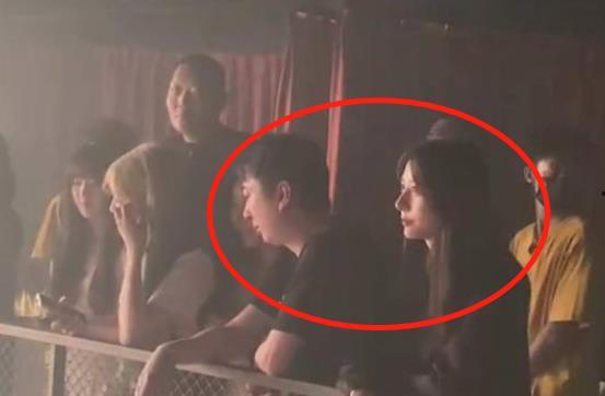 云南男网红吃瓜事件真相,揭秘背后真相与反思  第2张